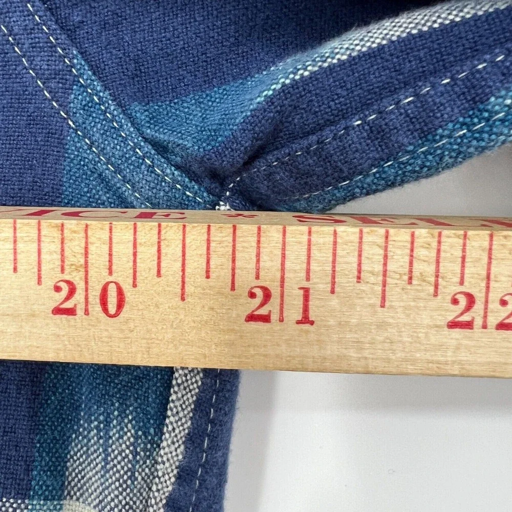 J.Crew Slim Button Down Dress Shirt Mens Size M Cotton Aztec Blue Flannel Pocket